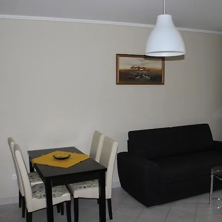 Apartment Edit Apartman *